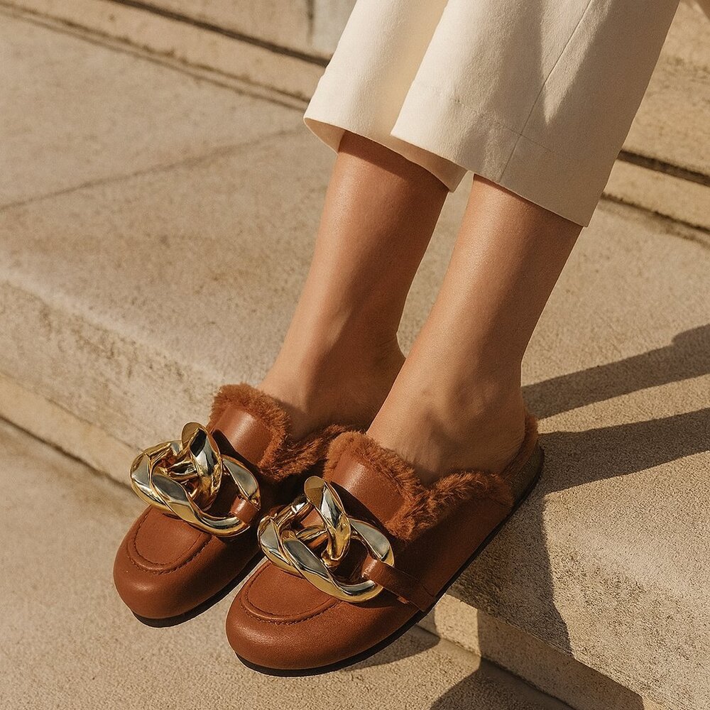 JW Anderson Leather Loafer Shearling Lined Gold Chain Brown Italy NWOT - Picture 1 of 12